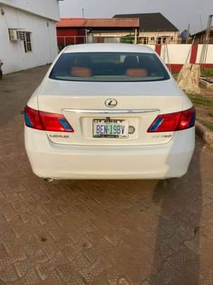 A picture of Sharp Lexus ES 350