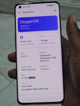 A picture of One plus 9 pro gb 256 umeme