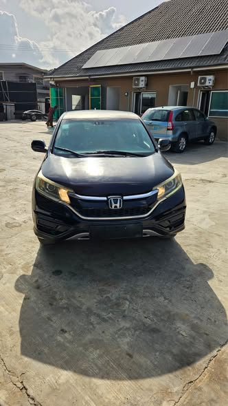 A picture of Honda CRV 2016