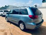 A picture of Brand Toyota Model Sienna XLE Year 2005 AC cooling Painted
