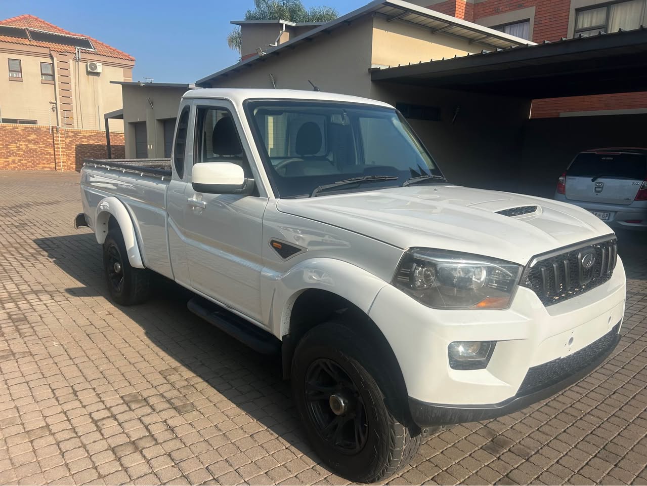 mahindra scorpio