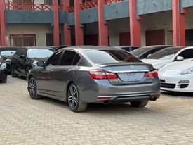 A picture of 2017 HONDA ACCORD