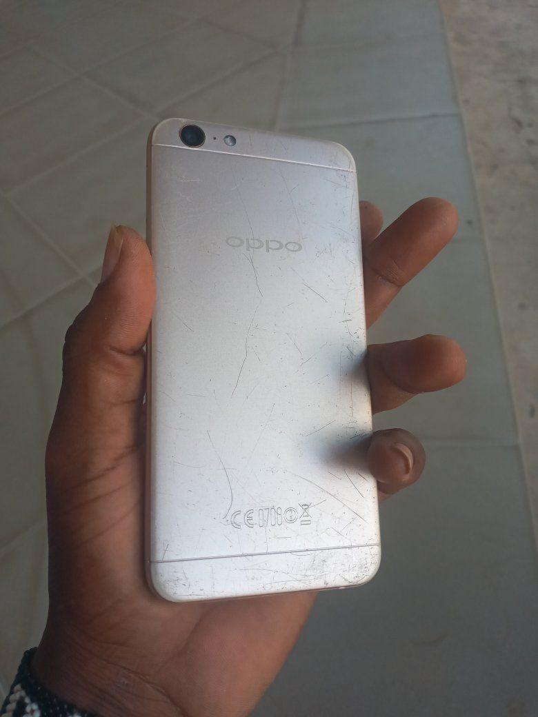 A picture of Oppo a57