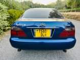 A picture of Toyota crown