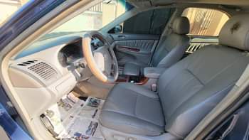 A picture of Distress sales UNREGISTERED 05 XLE camry is available for the