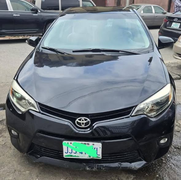 A picture of 08166482890 Toyota Corolla 2015 Painted Engine Gear and Ac are