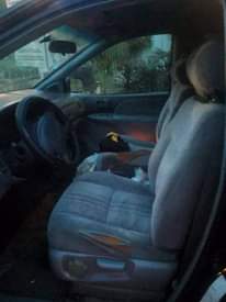 A picture of 2002 Toyota Sienna
