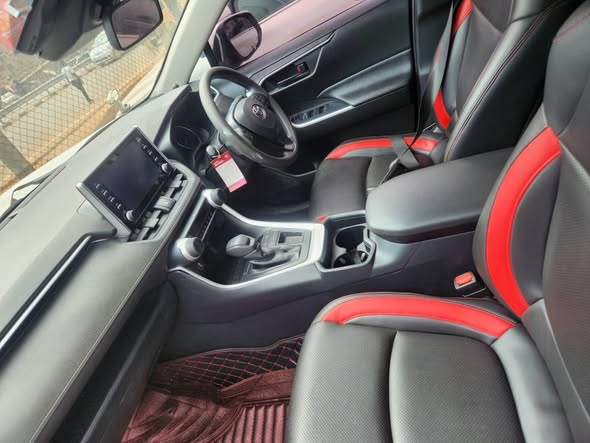 A picture of Rav4 new model on sale