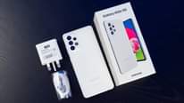 A picture of SAMSUNG A52S FULLBOX