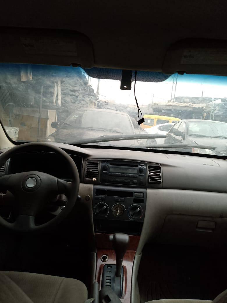 A picture of Toyota Corolla 2006