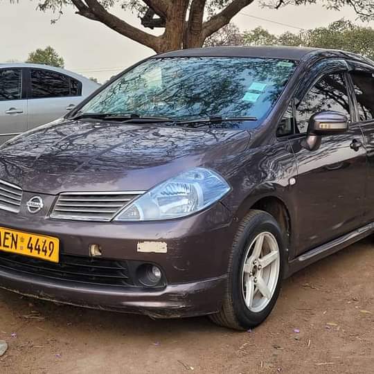 used nissan tiida