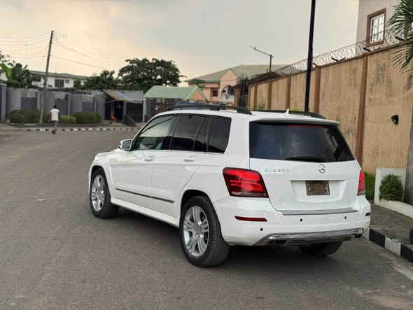A picture of Mercedes Benz GLK 2015 Clean Luxury SUV Buy Drive