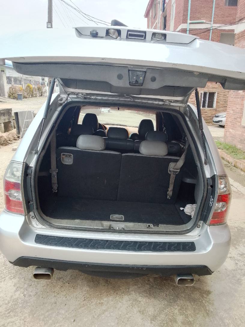 A picture of Acura 05