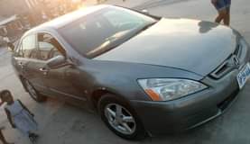 A picture of HONDA EOD 2005 FOR SELL 4plug VERY CLEAN AND GOOD