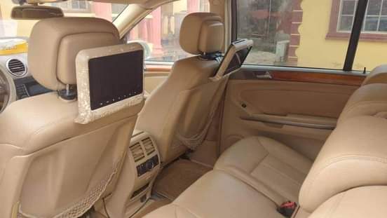 A picture of 2010 MERCEDES BENZ GL 450 08062540056 08186281457