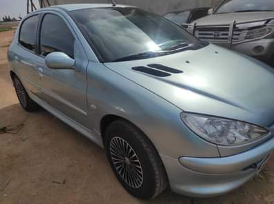 A picture of BELGIUM STANDARD PEUGEOT 2O6 2004 MODEL MANUAL TRANSMISSION PRICE 2