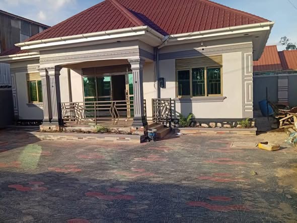 A picture of House for sale at 125m ush at Kawempe Maganjo has