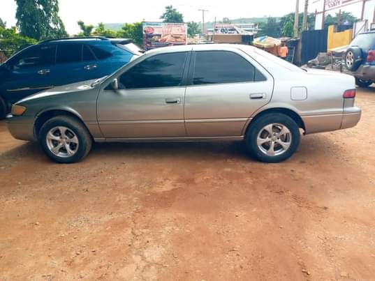 A picture of Toyota Camry pencil light for sale