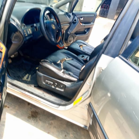 A picture of FOR SALE Clean Nigeria Used 2002 Lexus Buy Drive
