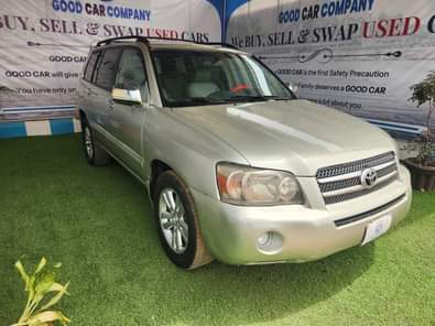 A picture of Extremely Clean Toyota Highlander 2006 Model 7 Seater SUV Price
