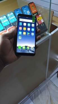 A picture of oppo a83 gb 128 ram 6 clean kabisa maboss karibuni
