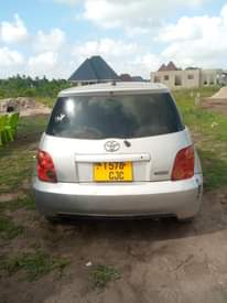 A picture of TOYOTA IST