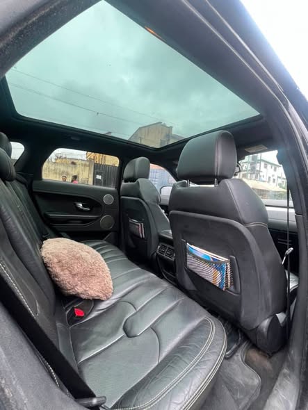 A picture of 2012 Range rover Evoque