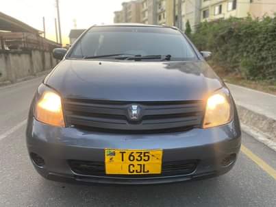 used toyota ist