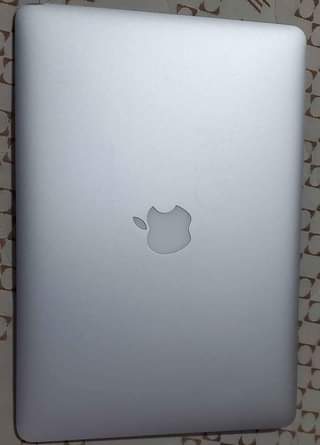 A picture of MACBOOK AIR 2017
