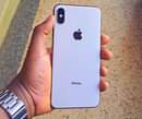 A picture of IPhone Xs Max 256gb