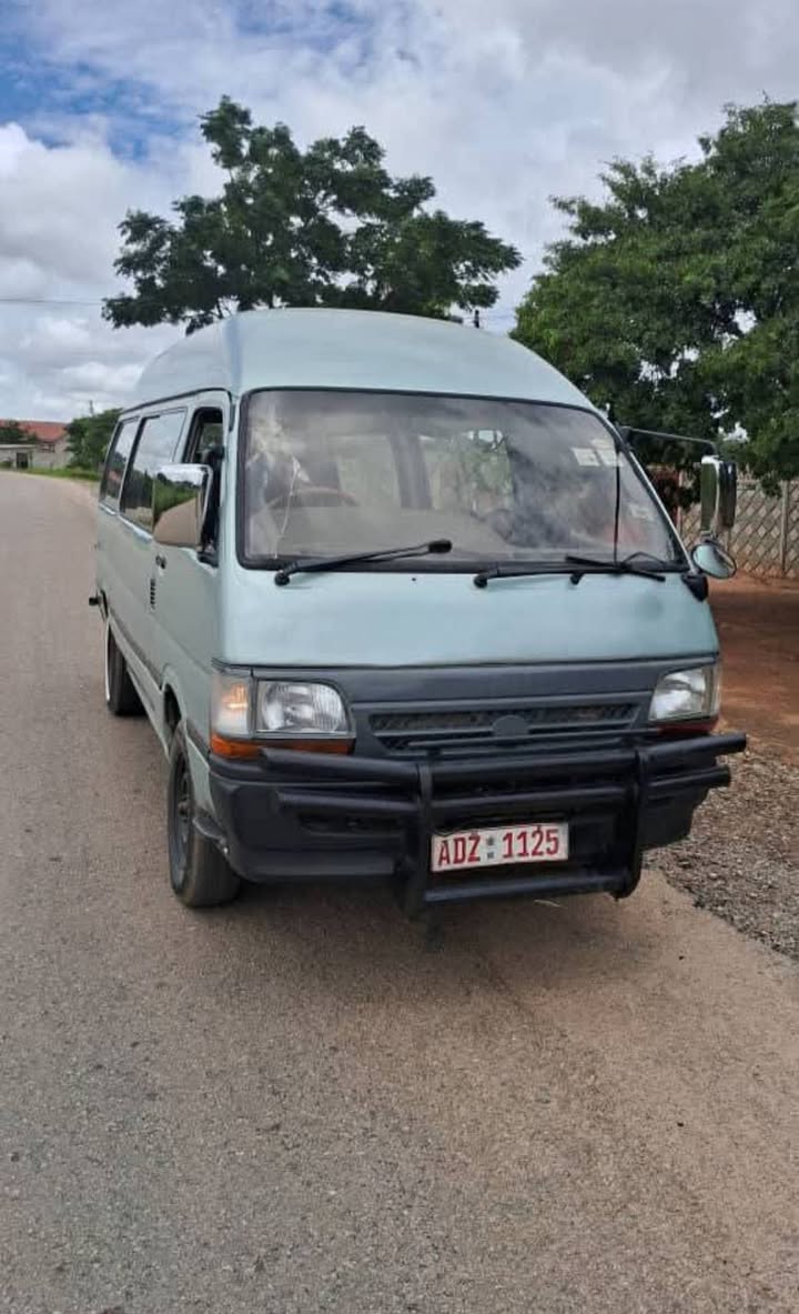 used toyota hiace