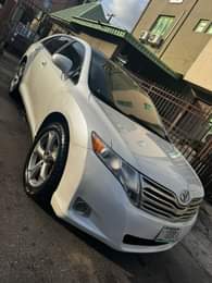 A picture of Registered 2010 Toyota Venza XLE Clean interior No leg noise