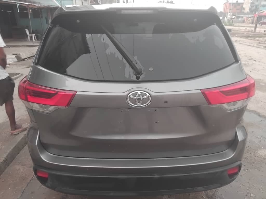 A picture of 2019 Toyota highlander