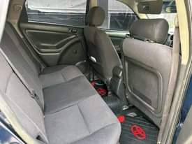 A picture of 2003 Pontiac Vibe Hatchback