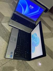 A picture of FUJITSU CORE i5