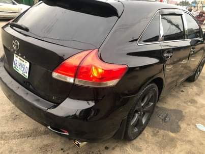 A picture of Toyota venza 20011 Tolkks standard Buy and drive Complete uniform