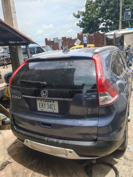 A picture of Honda crv 2015