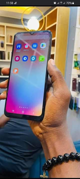 A picture of samsung a04e