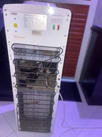 A picture of Water Dispenser