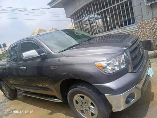 A picture of 2012 Toyota Tundra 2012 V6