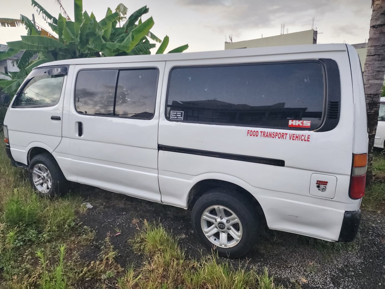 used toyota hiace