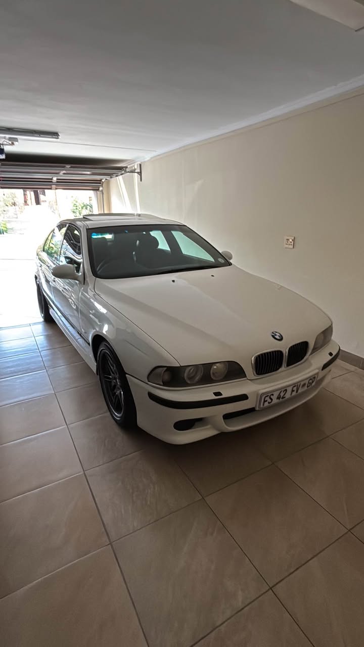 2000 cars