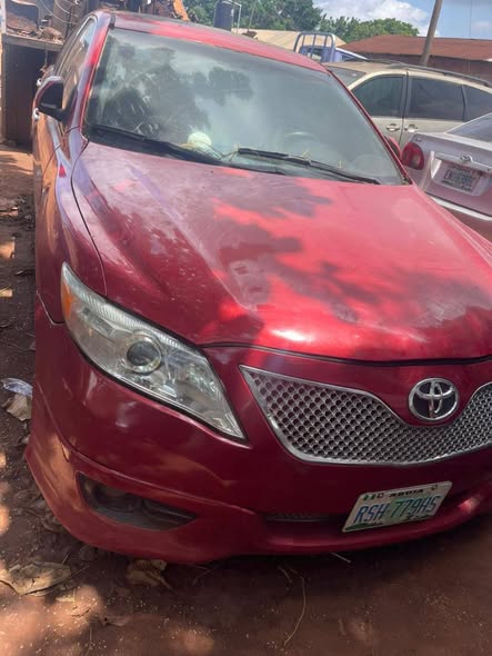 A picture of Toyota Camry Spider