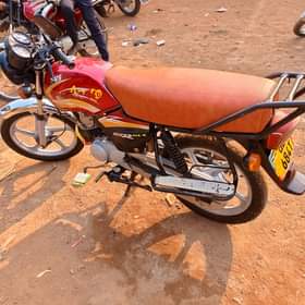 A picture of Quick for sale motorcycle 1.1m call me 0740750824