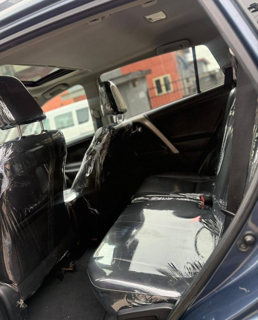 A picture of Unregistered Toyota RAV4 2014 2023 Entry 
