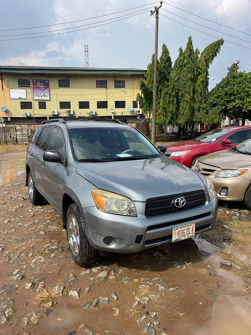 A picture of Toyota Rav4 2008 Firstbody Pan