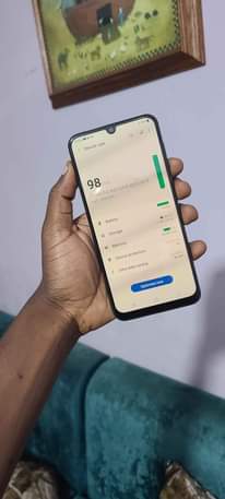 A picture of Samsung a50