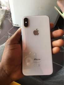 A picture of iphone X