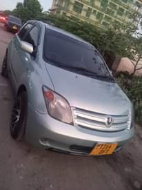 A picture of TOYOTA IST