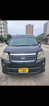 A picture of Voxy Kali full Ac gari ya dada muarabu imetunzwa Sanaa